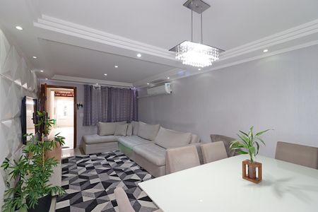 Sala de casa à venda com 3 quartos, 150m² em Utinga, Santo André