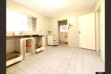 Casa à venda com 280m², 4 quartos e 2 vagas