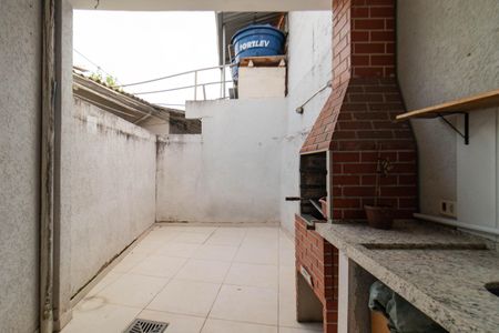 Casa à venda com 160m², 3 quartos e 1 vagaQuintal