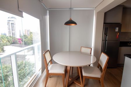 Studio para alugar com 49m², 1 quarto e 1 vaga Studio para alugar com 49m², 1 quarto e 1 vagaVaranda