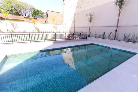 Apartamento à venda com 40m², 2 quartos e sem vagaÁrea comum - Piscina