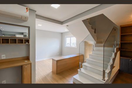 Sala de apartamento para alugar com 2 quartos, 120m² em Vila Penteado, São Paulo