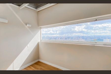 Apartamento para alugar com 120m², 2 quartos e 2 vagas Apartamento para alugar com 120m², 2 quartos e 2 vagasSuite 1