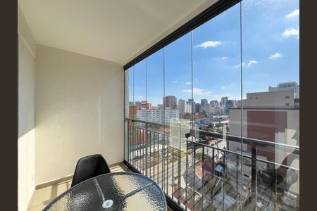 Studio para alugar com 29m², 1 quarto e sem vaga Studio para alugar com 29m², 1 quarto e sem vagaVaranda