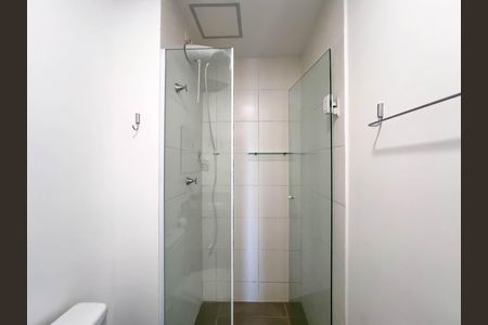Studio para alugar com 29m², 1 quarto e sem vaga Studio para alugar com 29m², 1 quarto e sem vagaBanheiro