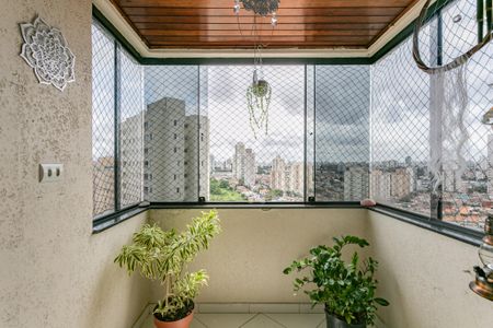 Apartamento para alugar com 64m², 2 quartos e 1 vagaVaranda