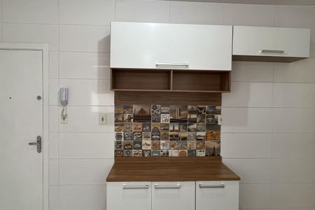 Apartamento para alugar com 66m², 2 quartos e 1 vaga Apartamento para alugar com 66m², 2 quartos e 1 vagaCozinha e Área de Serviço