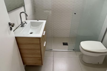 Apartamento para alugar com 66m², 2 quartos e 1 vaga Apartamento para alugar com 66m², 2 quartos e 1 vagaBanheiro