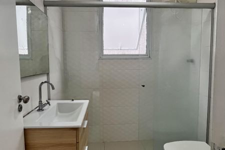 Apartamento para alugar com 66m², 2 quartos e 1 vaga Apartamento para alugar com 66m², 2 quartos e 1 vagaBanheiro