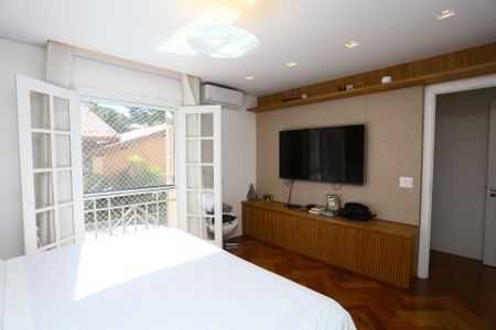 Casa de condomínio à venda com 400m², 4 quartos e 3 vagas Casa de condomínio à venda com 400m², 4 quartos e 3 vagasSuíte 3