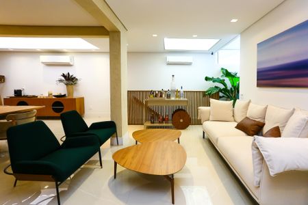 Casa de condomínio à venda com 400m², 4 quartos e 3 vagas Casa de condomínio à venda com 400m², 4 quartos e 3 vagasSala