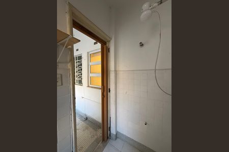 Apartamento para alugar com 160m², 3 quartos e sem vaga Apartamento para alugar com 160m², 3 quartos e sem vagaBanheiro de serviço