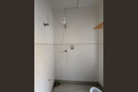 Apartamento para alugar com 160m², 3 quartos e sem vaga Apartamento para alugar com 160m², 3 quartos e sem vagaBanheiro de serviço