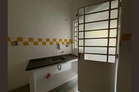 Cozinha de apartamento para alugar com 3 quartos, 160m² em República, São Paulo