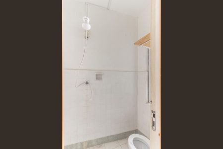 Apartamento para alugar com 160m², 3 quartos e sem vaga Apartamento para alugar com 160m², 3 quartos e sem vagaBanheiro de Serviço