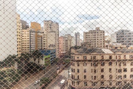 Apartamento para alugar com 160m², 3 quartos e sem vaga Apartamento para alugar com 160m², 3 quartos e sem vagaVista do Quarto 2