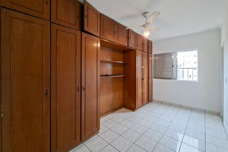 Apartamento para alugar com 104m², 3 quartos e 2 vagas Apartamento para alugar com 104m², 3 quartos e 2 vagasSuíte