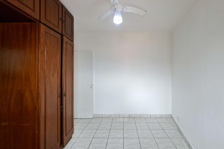 Apartamento para alugar com 104m², 3 quartos e 2 vagas Apartamento para alugar com 104m², 3 quartos e 2 vagasQuarto
