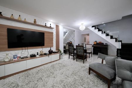 Sala de casa para alugar com 3 quartos, 150m² em  Eng. Goulart, São Paulo