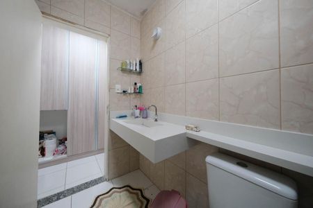 Casa para alugar com 150m², 3 quartos e 2 vagasSuíte 2