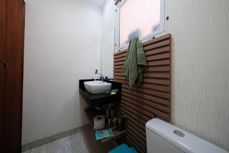 Casa para alugar com 150m², 3 quartos e 2 vagasBanheiro 2