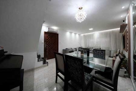 Sala de casa para alugar com 3 quartos, 150m² em  Eng. Goulart, São Paulo