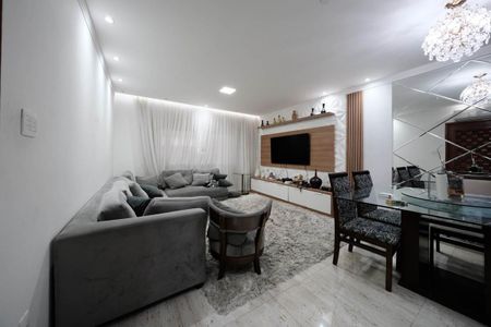 Sala de casa para alugar com 3 quartos, 150m² em  Eng. Goulart, São Paulo