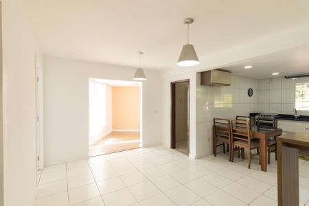 Apartamento para alugar com 80m², 2 quartos e 2 vagas Apartamento para alugar com 80m², 2 quartos e 2 vagasSala/Cozinha