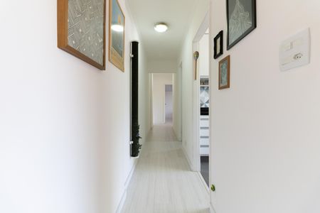 Apartamento para alugar com 72m², 2 quartos e 1 vaga Apartamento para alugar com 72m², 2 quartos e 1 vagaCorredor