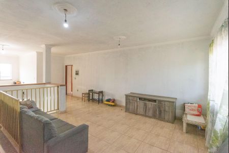 Casa à venda com 240m², 3 quartos e 4 vagasSala 2