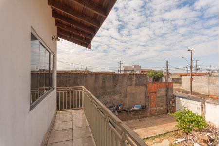 Casa à venda com 240m², 3 quartos e 4 vagasÁrea Externa