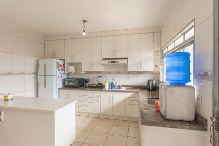 Casa à venda com 240m², 3 quartos e 4 vagasCozinha