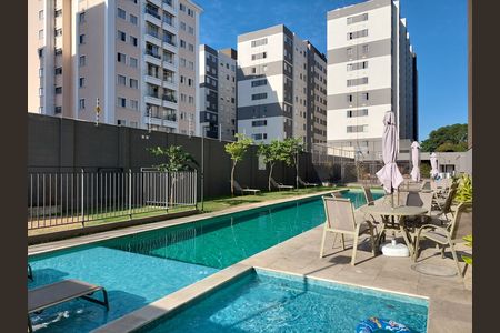 Apartamento para alugar com 36m², 2 quartos e 1 vaga Apartamento para alugar com 36m², 2 quartos e 1 vagaÁrea comum - Piscina