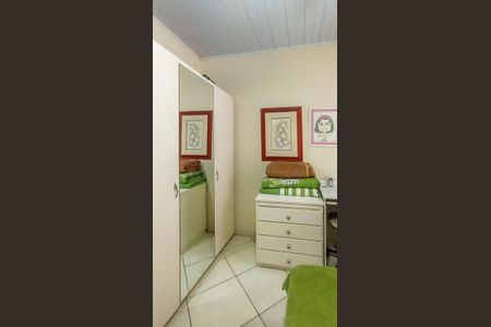 Casa à venda com 155m², 3 quartos e 5 vagas Casa à venda com 155m², 3 quartos e 5 vagasQuarto