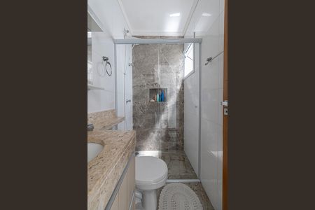 Casa à venda com 82m², 3 quartos e 2 vagasBanheiro