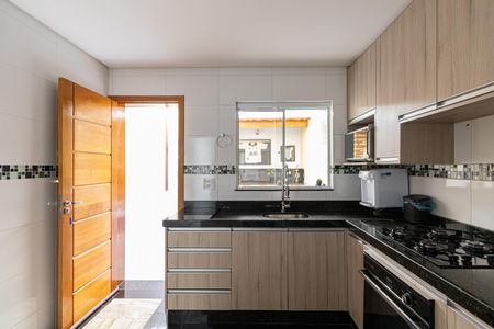 Casa à venda com 82m², 3 quartos e 2 vagasCozinha