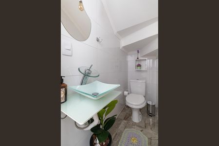 Casa à venda com 82m², 3 quartos e 2 vagasLavabo