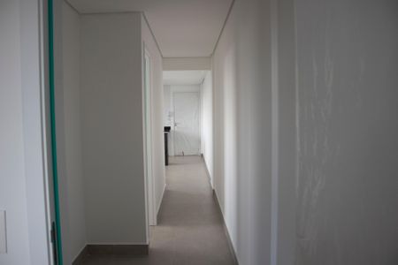 Apartamento à venda com 74m², 3 quartos e 2 vagasCorredor
