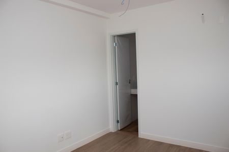 Apartamento à venda com 74m², 3 quartos e 2 vagasSuíte