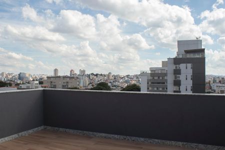 Apartamento à venda com 135m², 3 quartos e 2 vagasCobertura