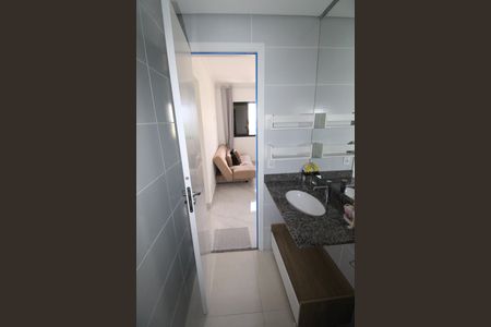 Apartamento para alugar com 65m², 2 quartos e 2 vagasBanheiro