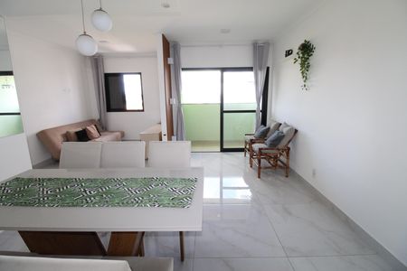 Apartamento para alugar com 65m², 2 quartos e 2 vagasSala