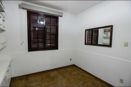 Casa para alugar com 189m², 4 quartos e 1 vagaQuarto 1