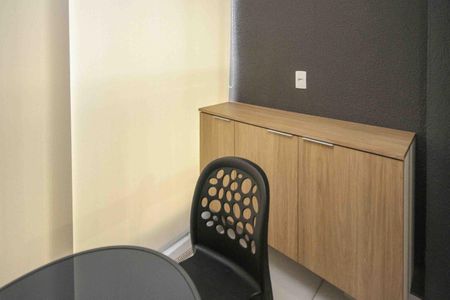 Studio para alugar com 28m², 1 quarto e sem vaga Studio para alugar com 28m², 1 quarto e sem vagaVaranda
