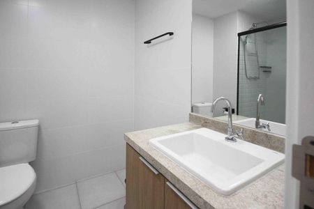 Studio para alugar com 28m², 1 quarto e sem vaga Studio para alugar com 28m², 1 quarto e sem vagaBanheiro