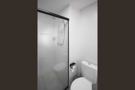 Studio para alugar com 28m², 1 quarto e sem vaga Studio para alugar com 28m², 1 quarto e sem vagaBanheiro
