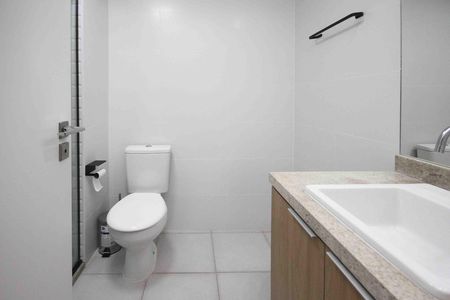 Studio para alugar com 28m², 1 quarto e sem vaga Studio para alugar com 28m², 1 quarto e sem vagaBanheiro