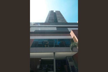 Studio para alugar com 28m², 1 quarto e sem vaga Studio para alugar com 28m², 1 quarto e sem vagaFachada