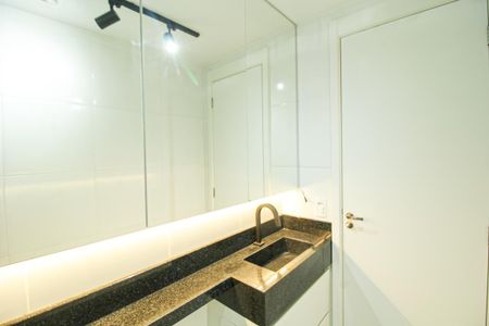 Apartamento para alugar com 34m², 2 quartos e sem vagaBanheiro social