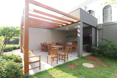 Apartamento para alugar com 34m², 2 quartos e sem vagaÁrea comum - Churrasqueira